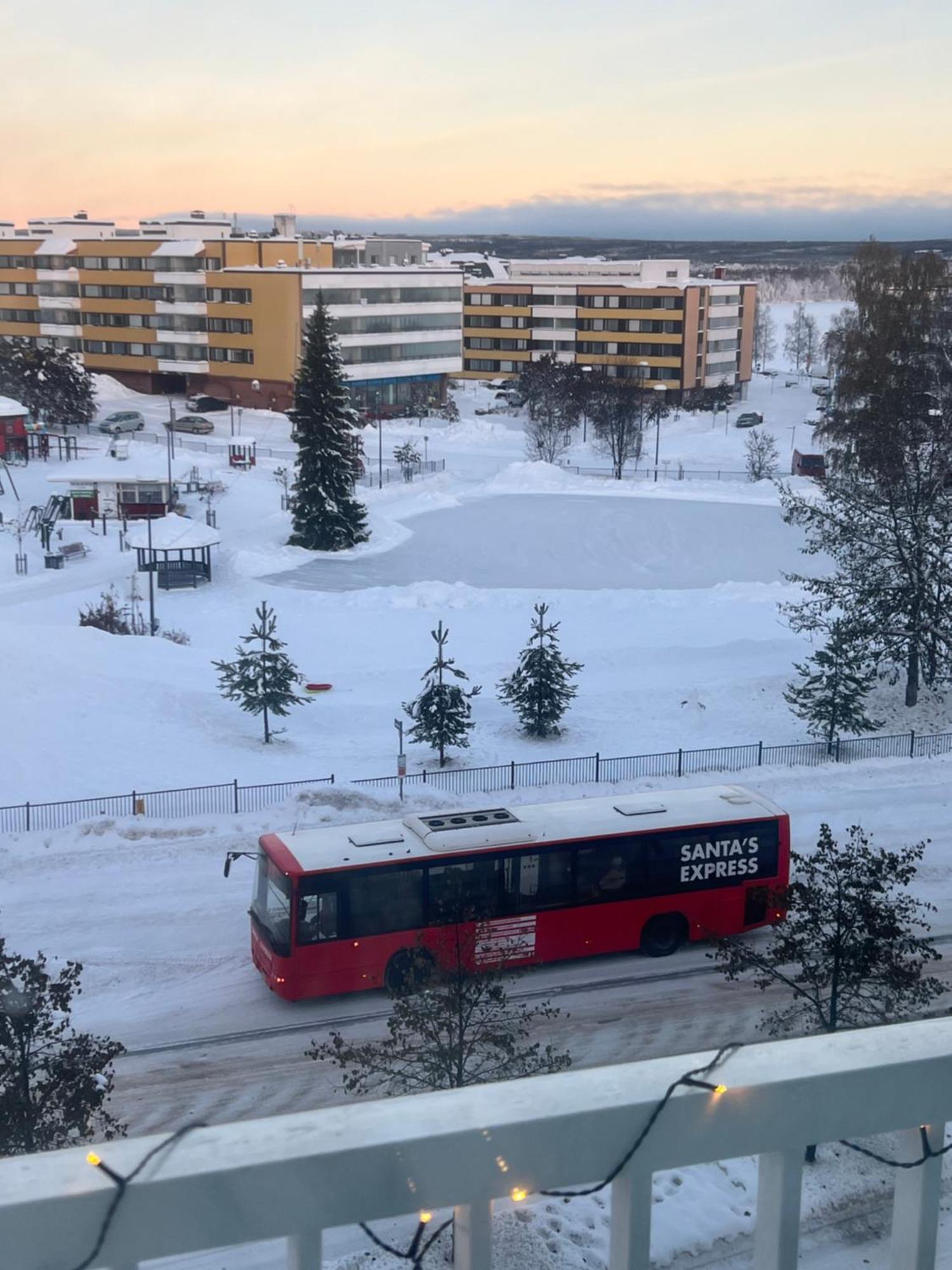 רובניימי Nordic City Suite מראה חיצוני תמונה