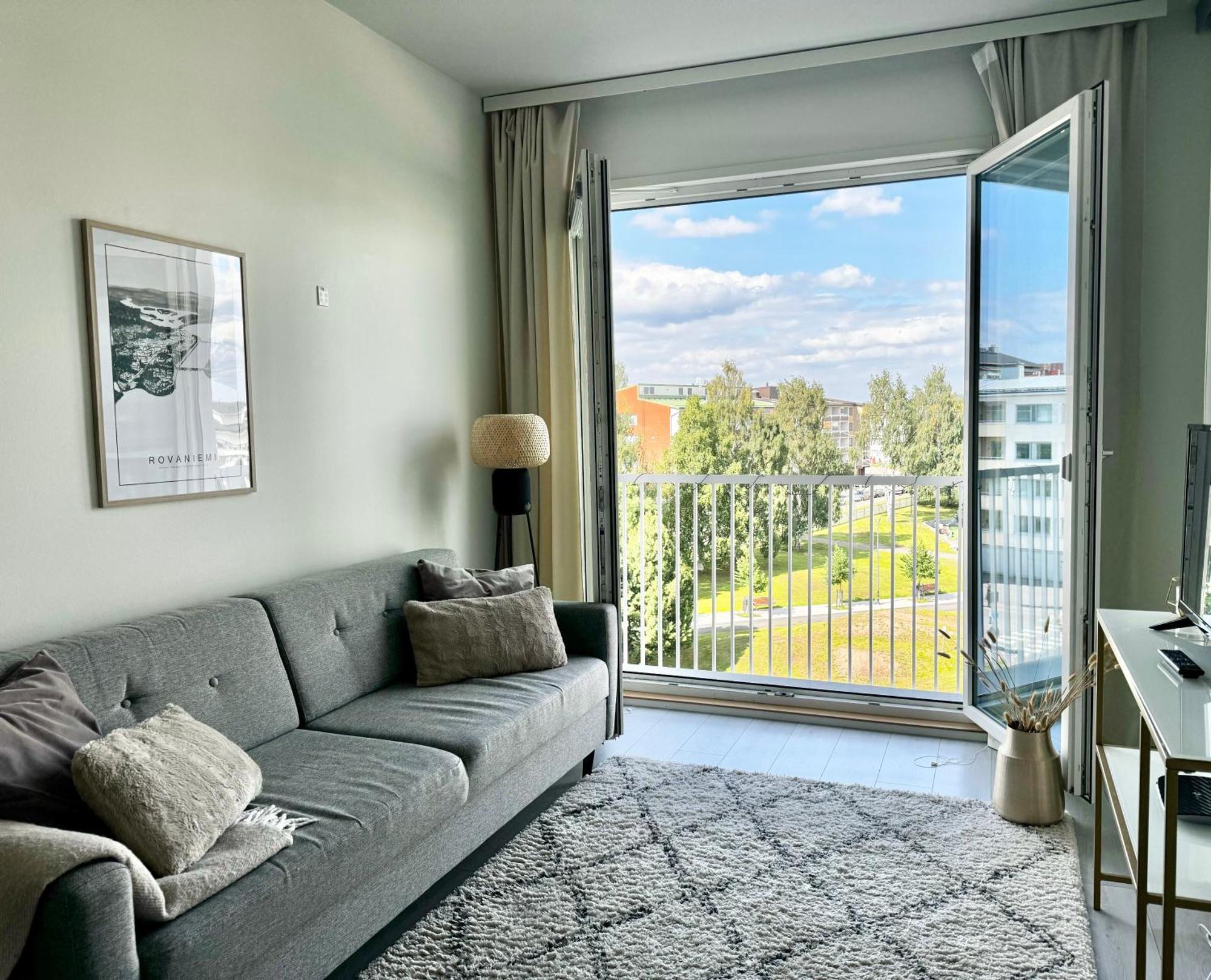 רובניימי Nordic City Suite מראה חיצוני תמונה